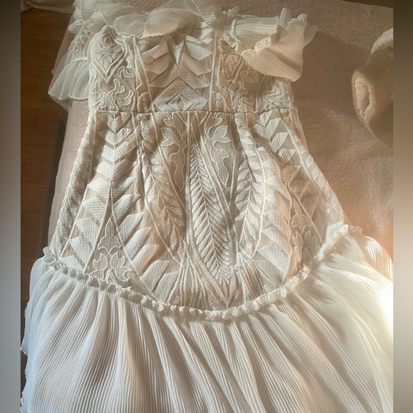 Selfie Leslie Size Small - Bouquet Toss Mini Dress - Picture 10 of 10